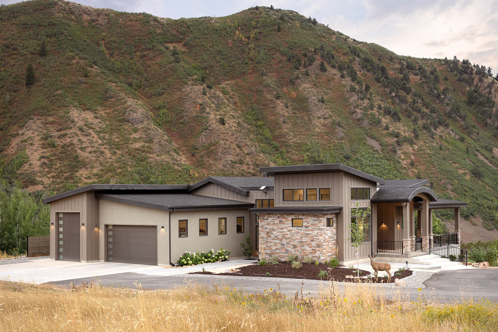 Top Architects Utah Custom Homes Design in Utah - Jewkes Design - Canyon Crest - Low Res26