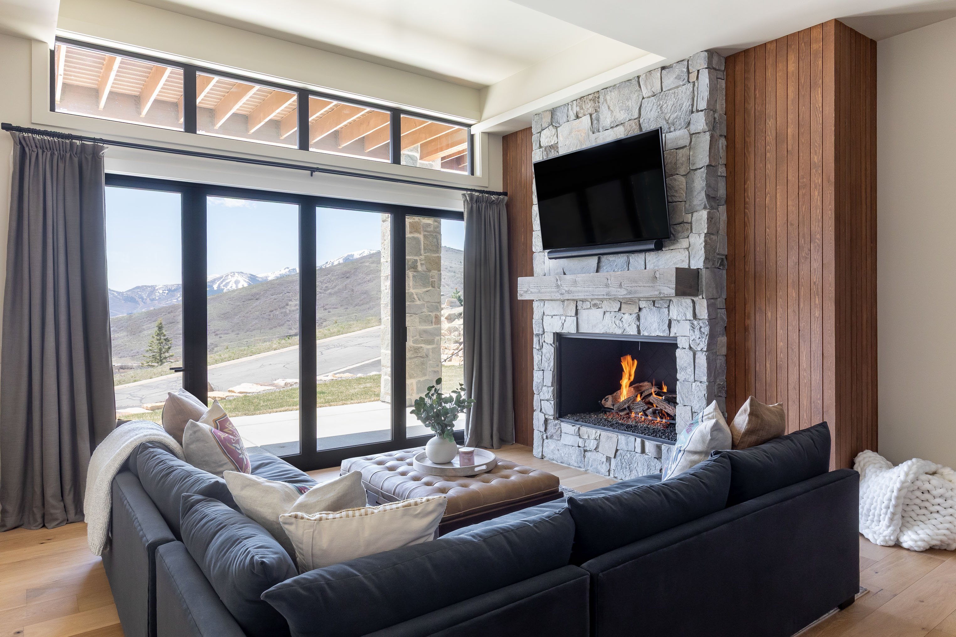 Top Architects Utah Custom Homes Design in Utah - Jewkes Design - Deer Vista - Low Res31