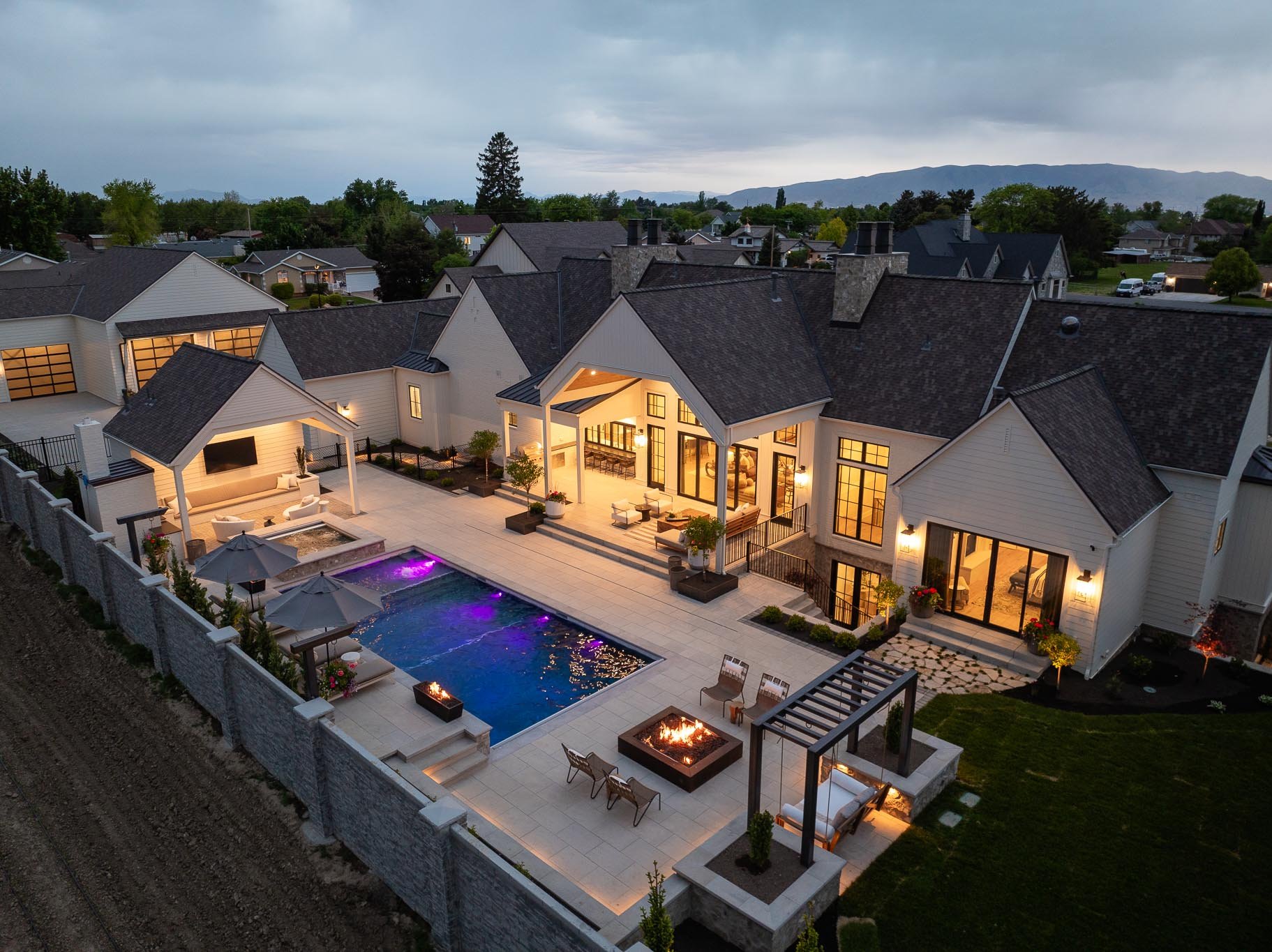 Top Architects Utah Custom Homes Design in Utah - Jewkes Design - European Chic - Low Res48