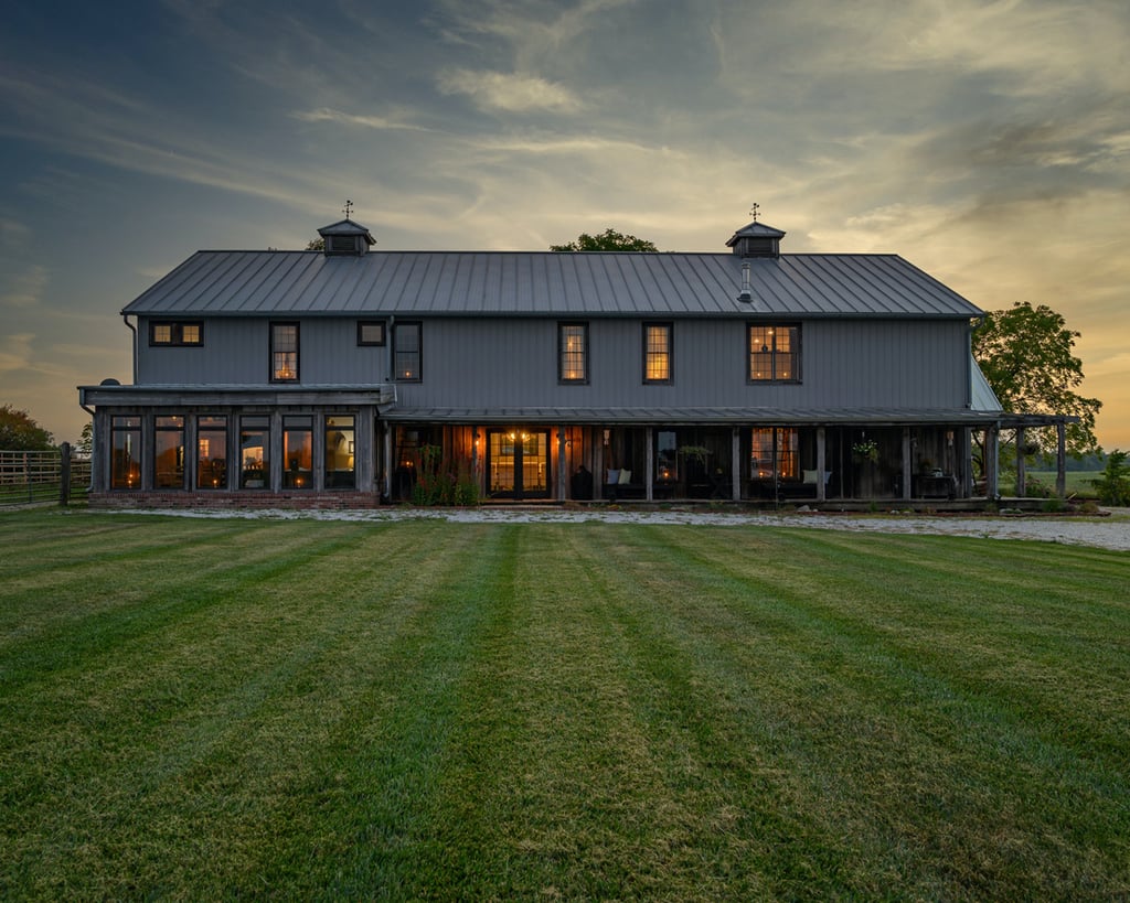 Barn house barndominium
