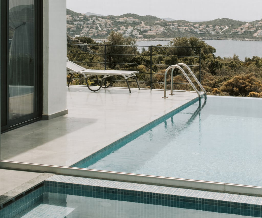 Concrete pool deck idea