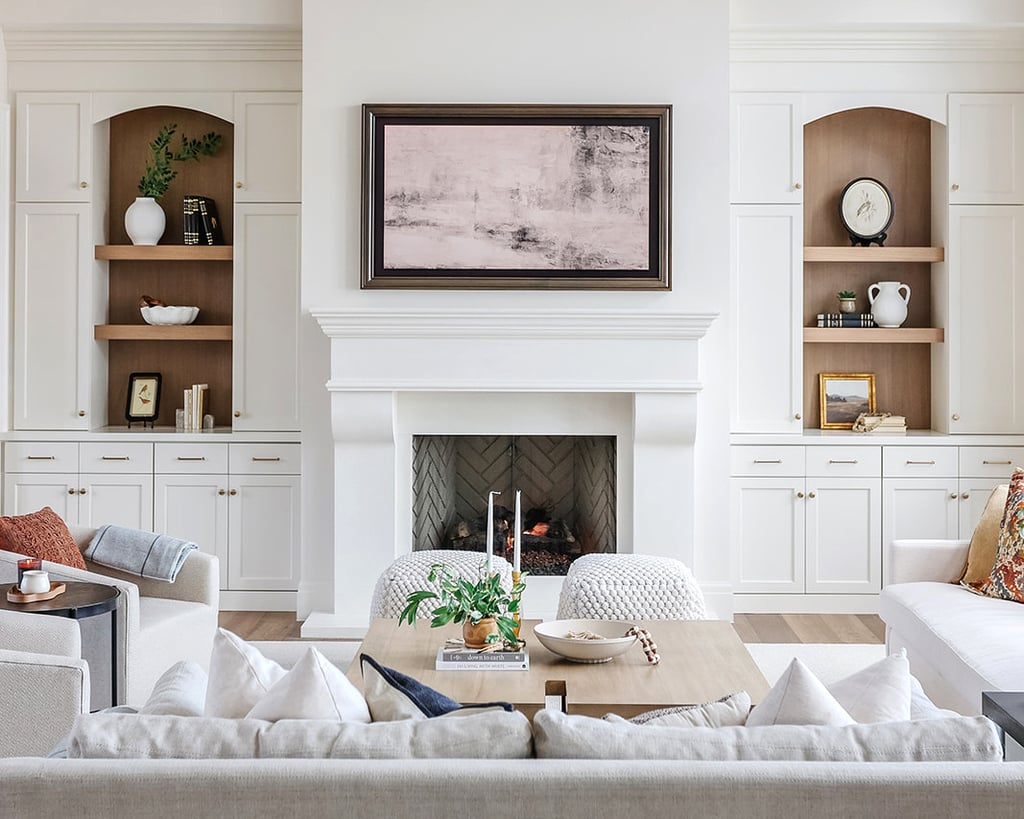 Black and white farmhouse decor