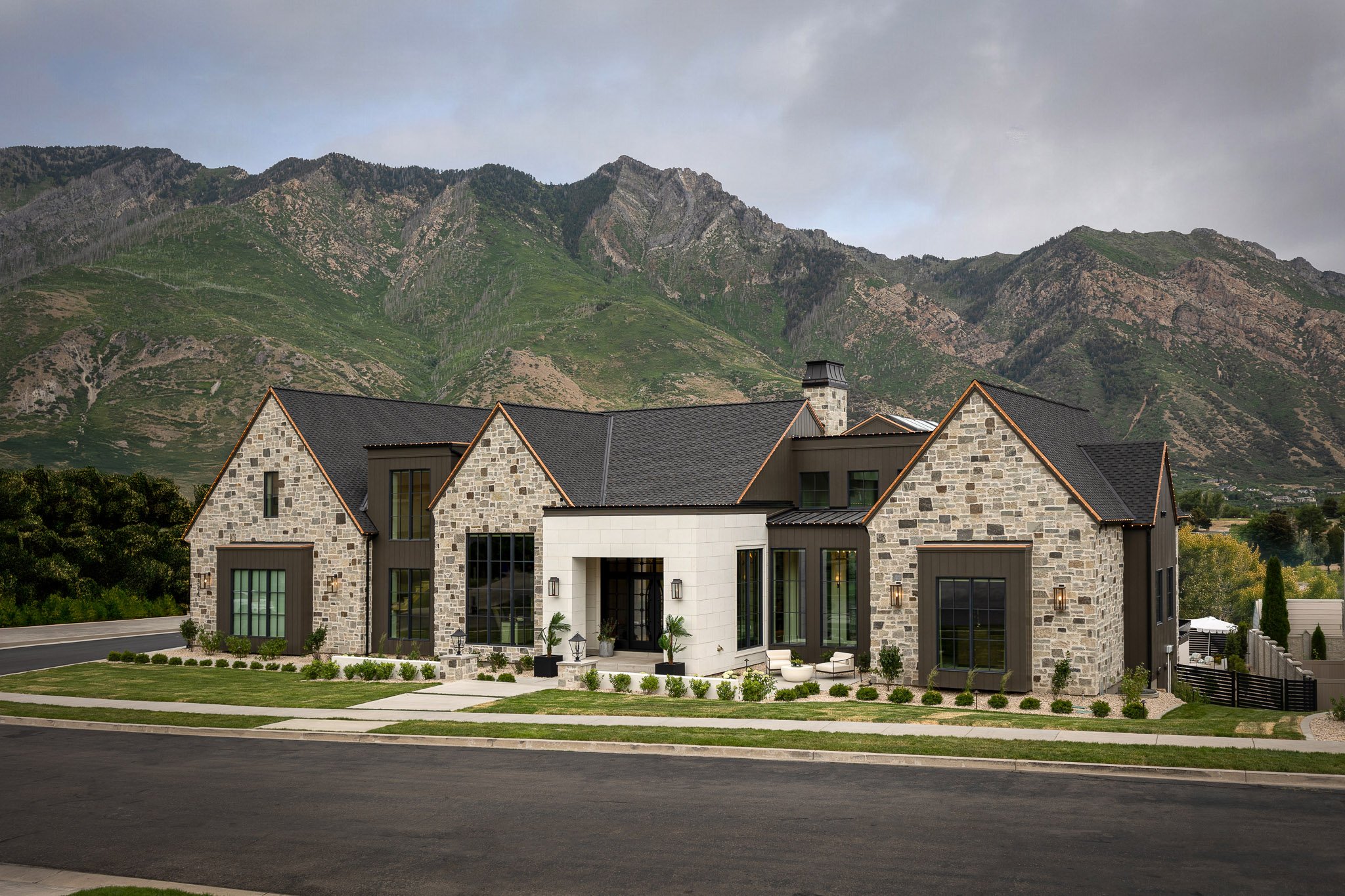 Top Architects Utah Custom Homes Design in Utah - Jewkes Design - The Oasis - Low Res81