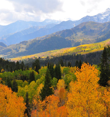 The Wasatch loop of Utah County in the fall